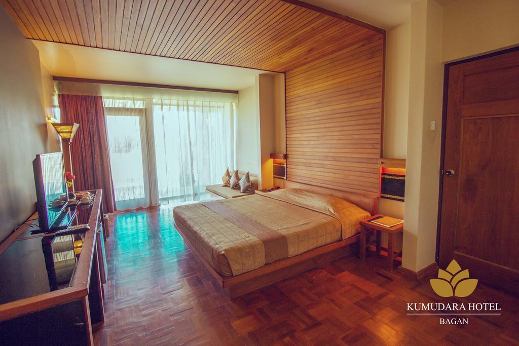 Hotel Kumudara Pagan Pokoj fotografie
