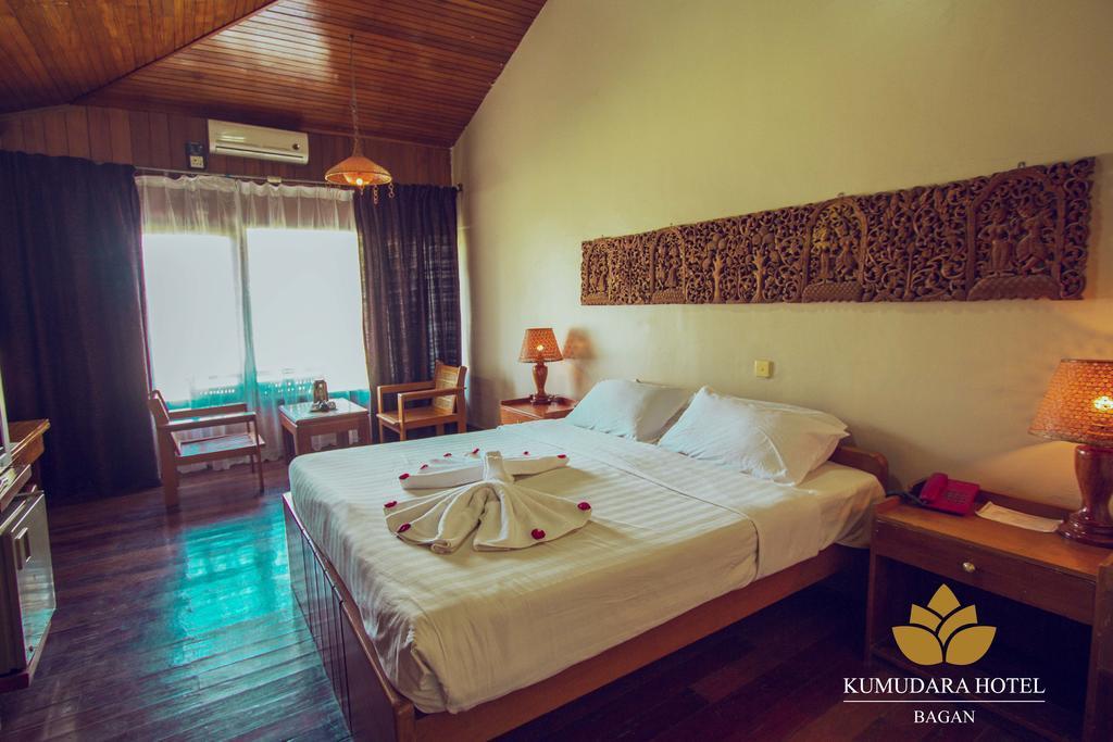 Hotel Kumudara Pagan Pokoj fotografie