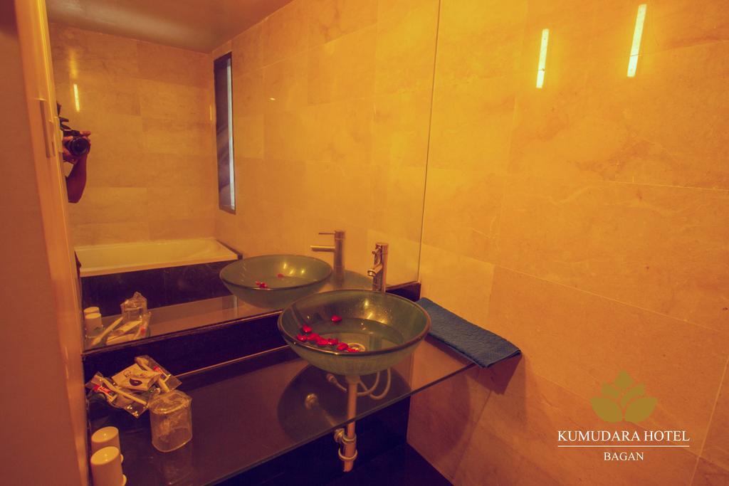 Hotel Kumudara Pagan Pokoj fotografie
